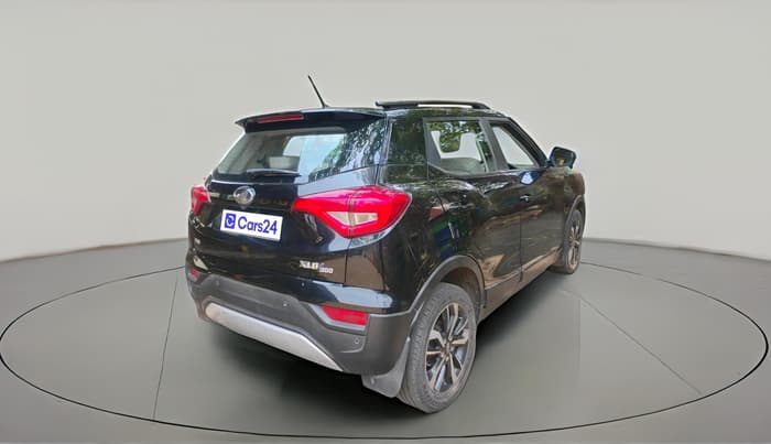 2020 Mahindra XUV300 W8 (O) 1.2 PETROL, Petrol, Manual, 49,397 km, exterior