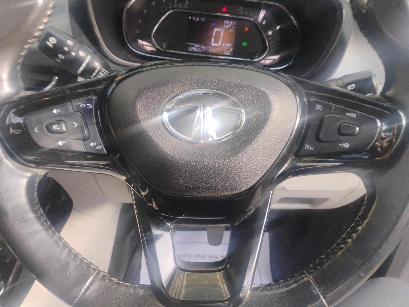 2022 Tata NEXON XZ PLUS (O) DIESEL, Diesel, Manual, 52,302 km, interior
