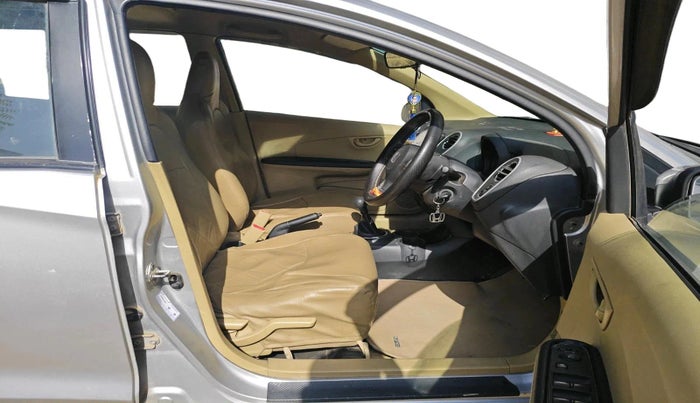 2015 Honda Mobilio 1.5L I-VTEC S, Petrol, Manual, 1,08,822 km, interior