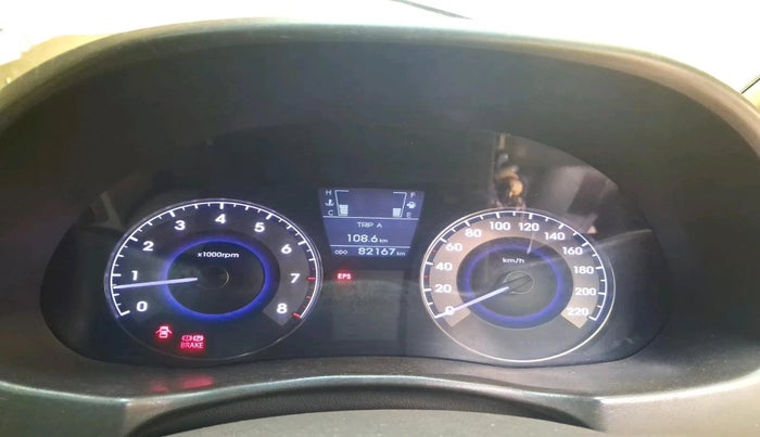 2011 Hyundai Verna FLUIDIC 1.6 VTVT SX, Petrol, Manual, 82,167 km, interior