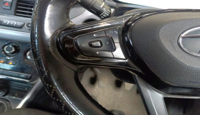 2022 Tata NEXON XM SUNROOF PETROL, Petrol, Manual, 1,23,663 km, interior