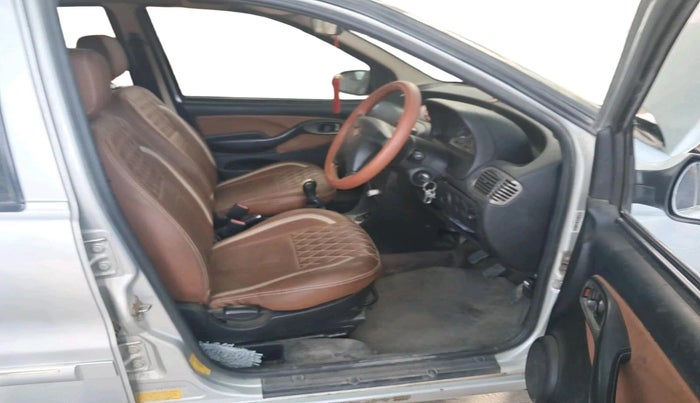 2015 Tata Indigo ECS LX TDI, Diesel, Manual, 1,23,077 km, interior