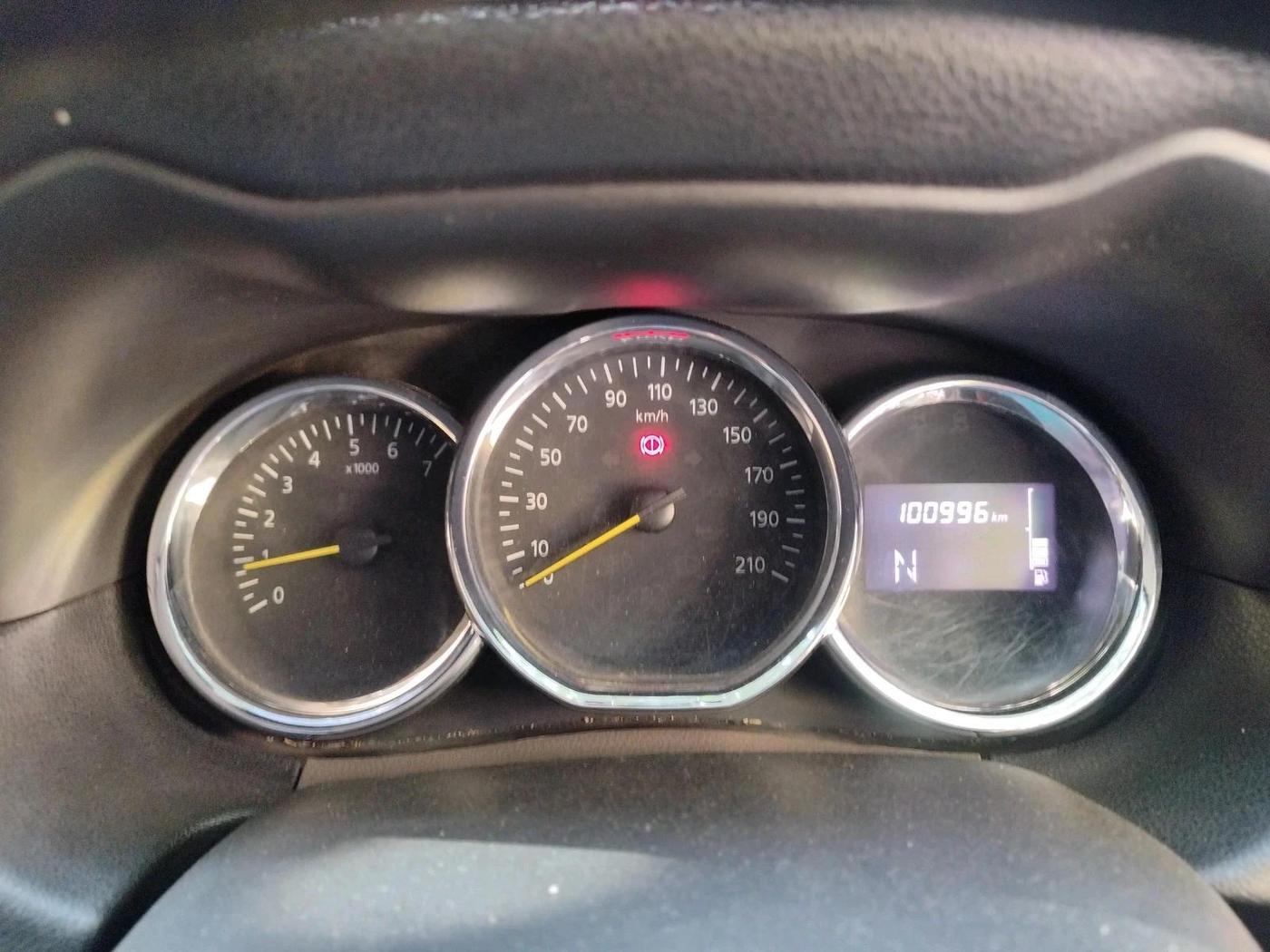 2018 Renault Duster 110 PS RXS 4X2 AMT DIESEL, Diesel, Automatic, 1,00,996 km, interior