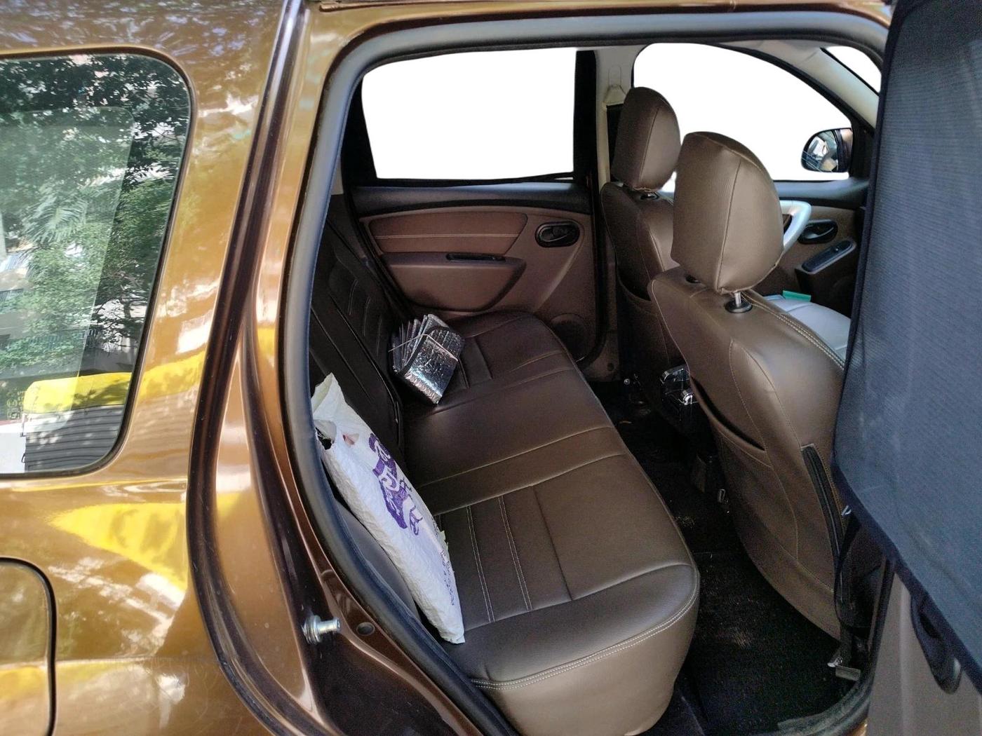 2018 Renault Duster 110 PS RXS 4X2 AMT DIESEL, Diesel, Automatic, 1,00,996 km, interior
