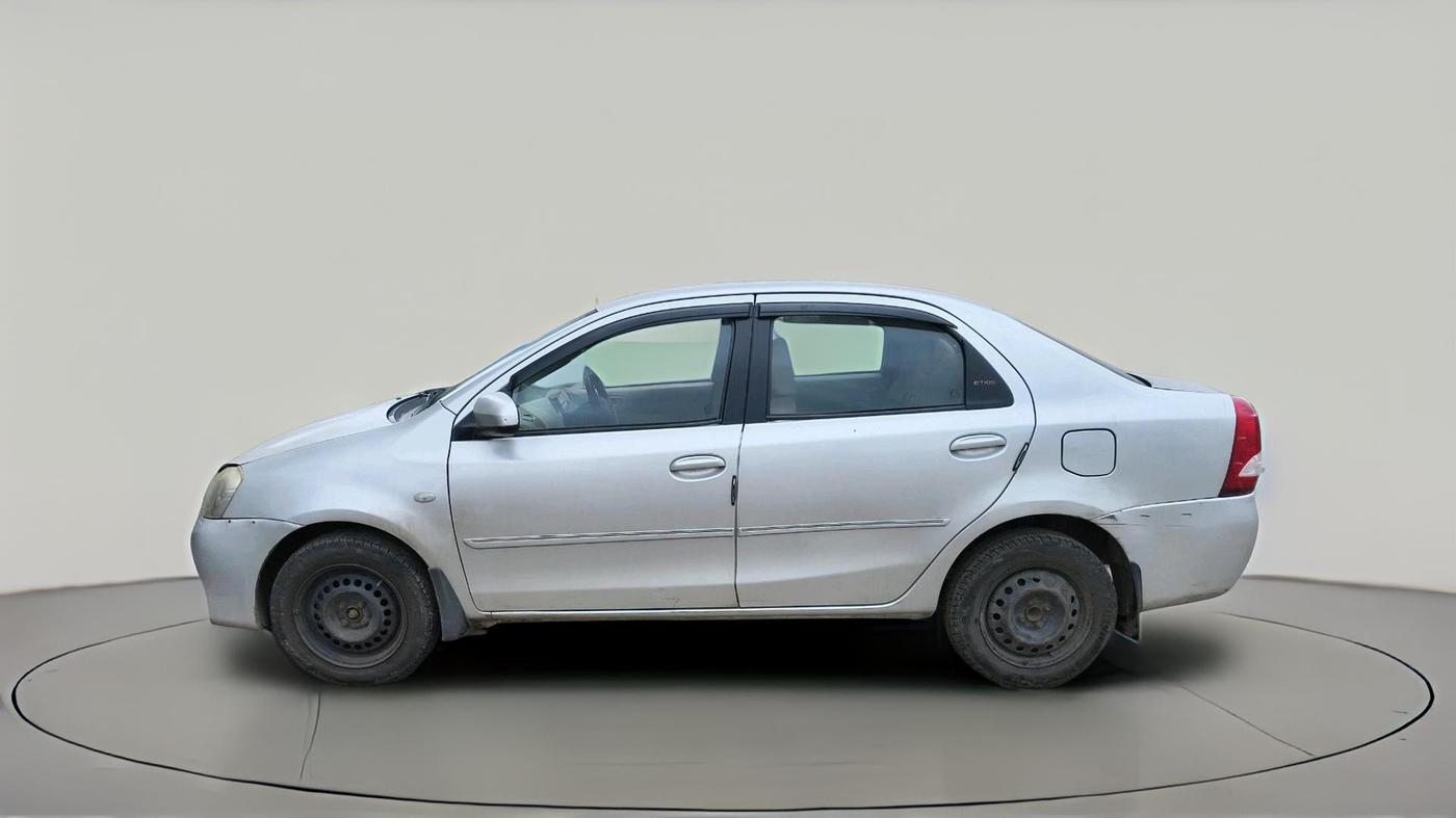2013 Toyota Etios G, CNG, Manual, 79,700 km, exterior
