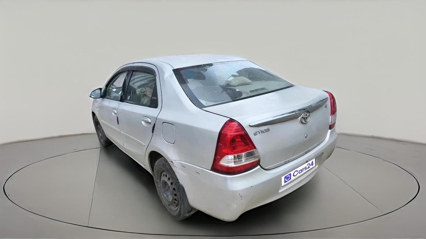 2013 Toyota Etios G, CNG, Manual, 79,700 km, exterior