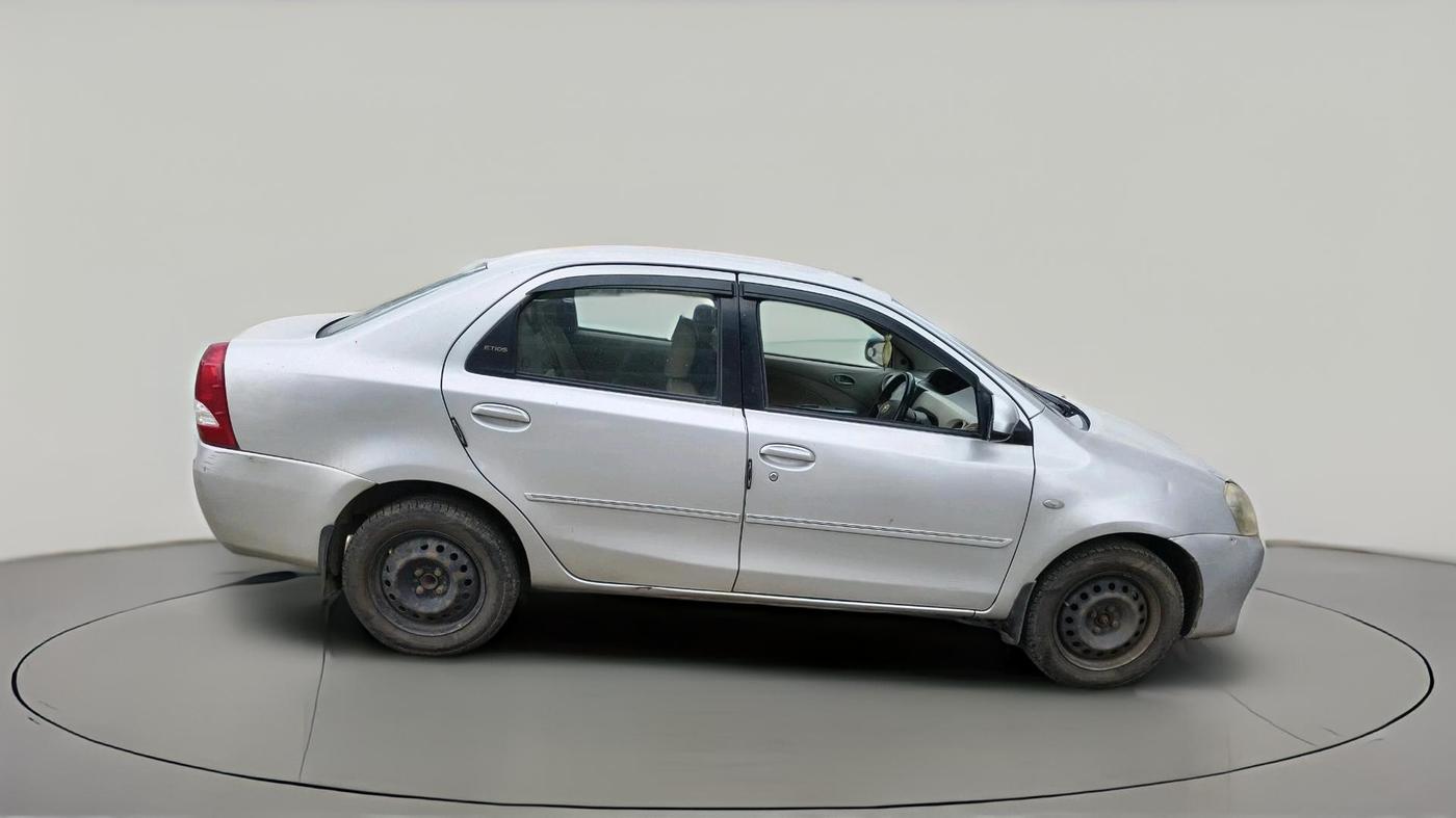 2013 Toyota Etios G, CNG, Manual, 79,700 km, exterior