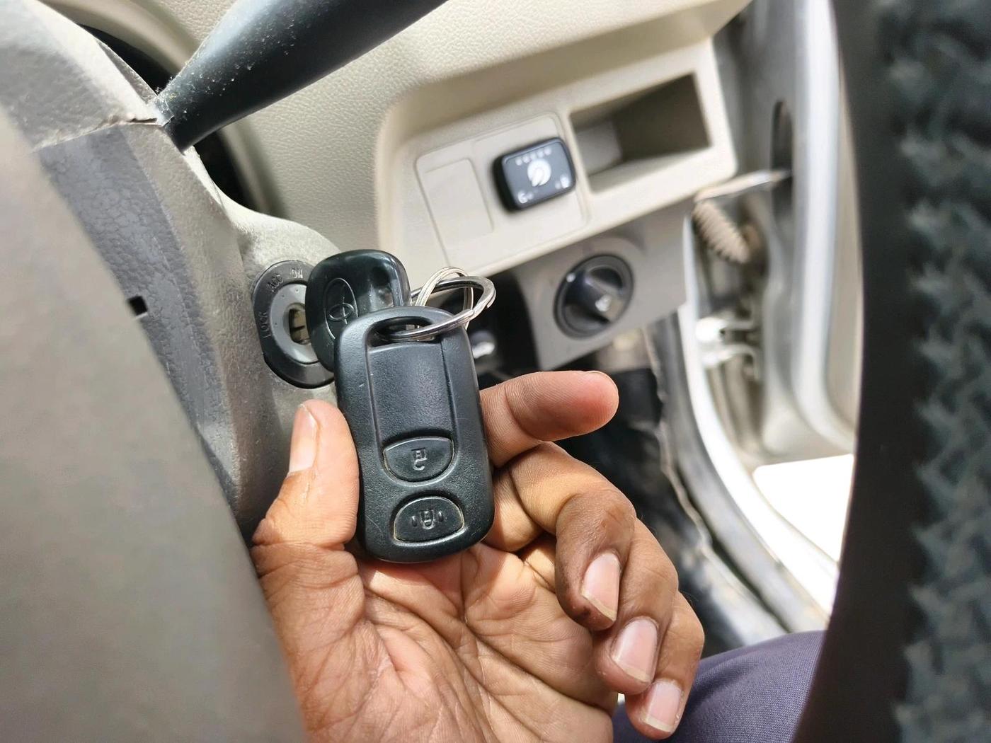 2013 Toyota Etios G, CNG, Manual, 79,700 km, interior