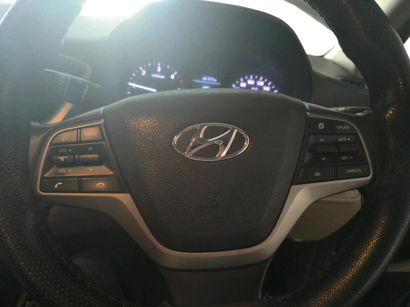2018 Hyundai Verna 1.6 SX (O) CRDI MT, Diesel, Manual, 1,25,069 km, interior