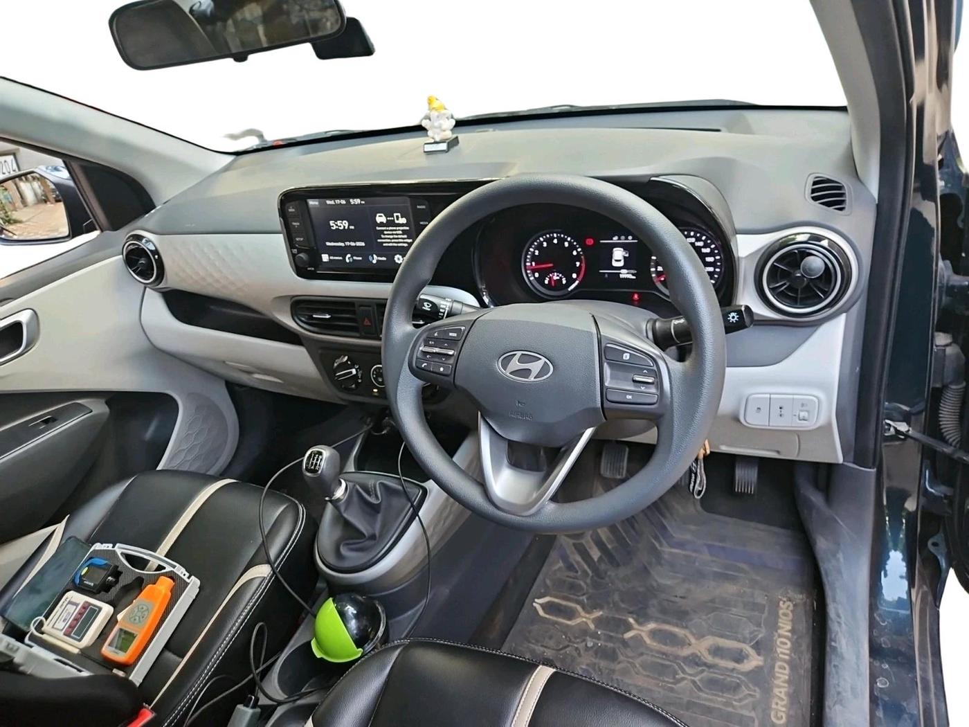 2024 Hyundai GRAND I10 NIOS SPORTZ 1.2 KAPPA VTVT CNG, CNG, Manual, 19,990 km, interior