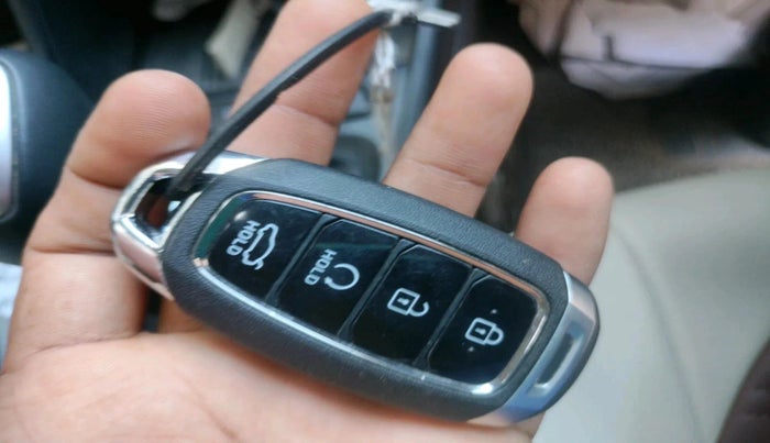 2025 Hyundai Verna SX 1.5 l MPI, Petrol, Manual, 8,587 km, interior