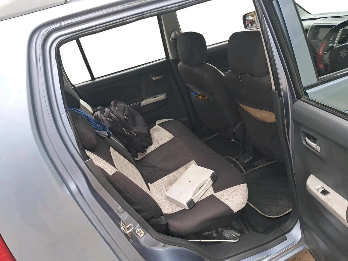 2011 Maruti Wagon R 1.0 VXI, Petrol, Manual, 1,47,456 km, interior