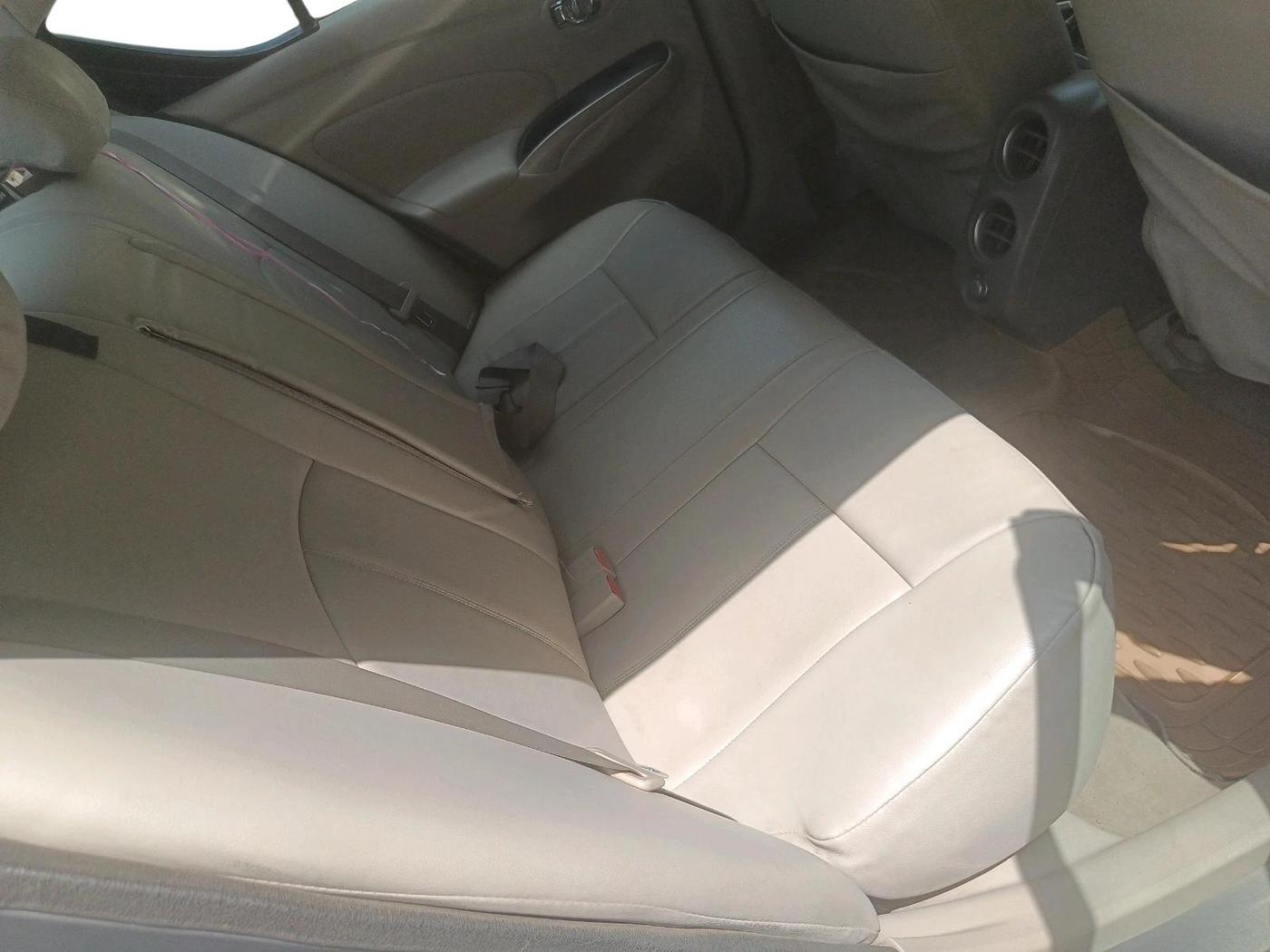 2011 Nissan Sunny XV PETROL, Petrol, Manual, 50,999 km, interior