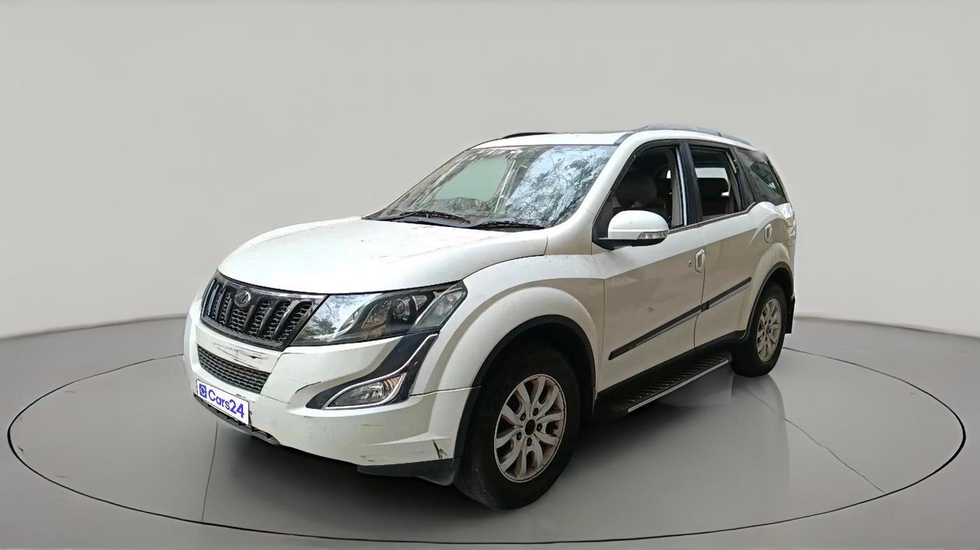 2016 Mahindra XUV500 W10, Diesel, Manual, 1,67,687 km, exterior