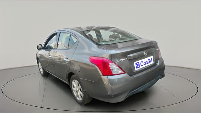 2011 Nissan Sunny XV PETROL, Petrol, Manual, 1,37,662 km, exterior