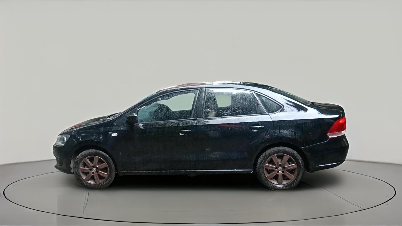 2011 Volkswagen Vento HIGHLINE 1.6 MPI, CNG, Manual, 1,41,540 km, exterior