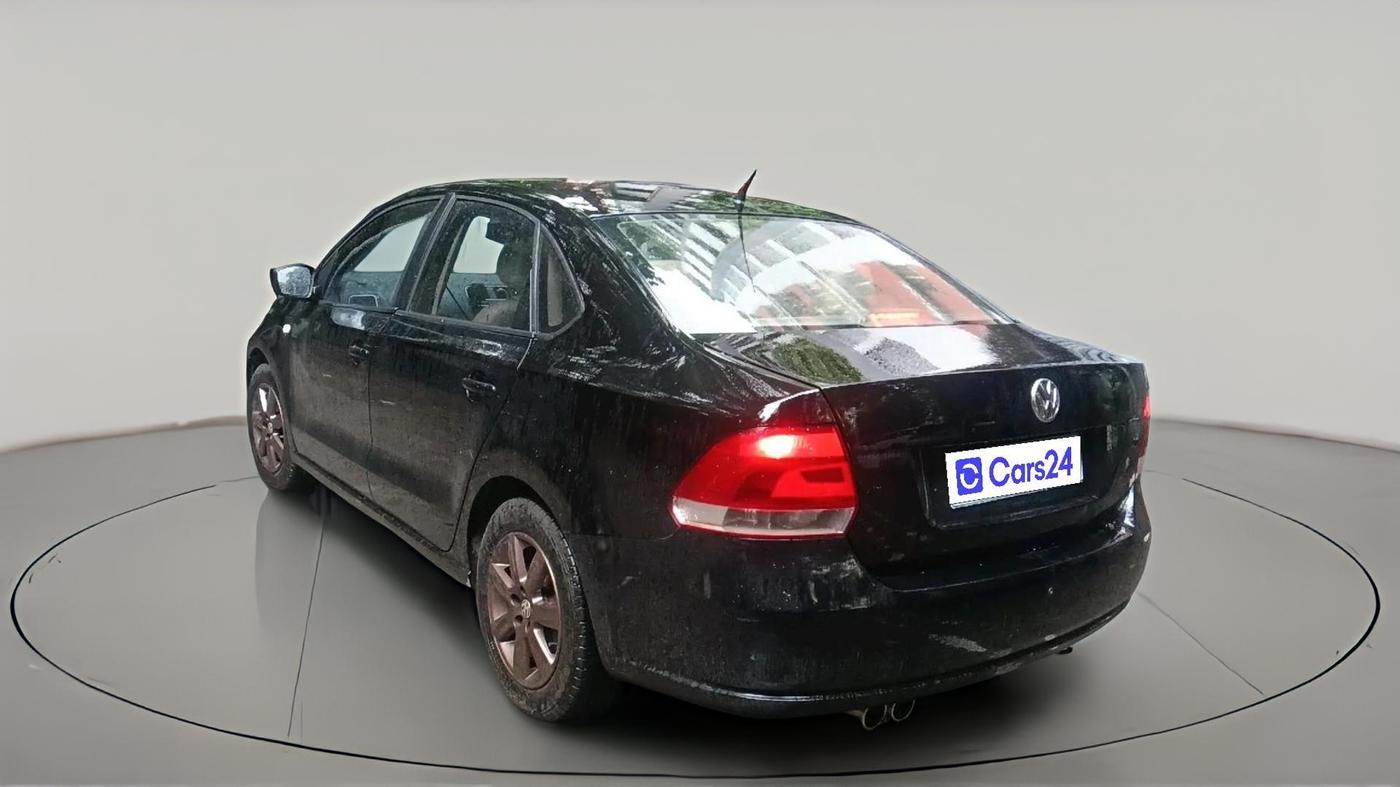 2011 Volkswagen Vento HIGHLINE 1.6 MPI, CNG, Manual, 1,41,540 km, exterior
