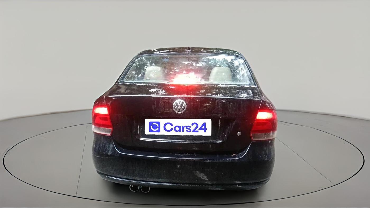 2011 Volkswagen Vento HIGHLINE 1.6 MPI, CNG, Manual, 1,41,540 km, exterior