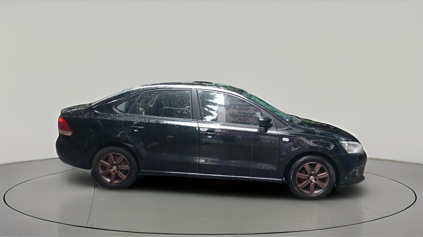 2011 Volkswagen Vento HIGHLINE 1.6 MPI, CNG, Manual, 1,41,540 km, exterior