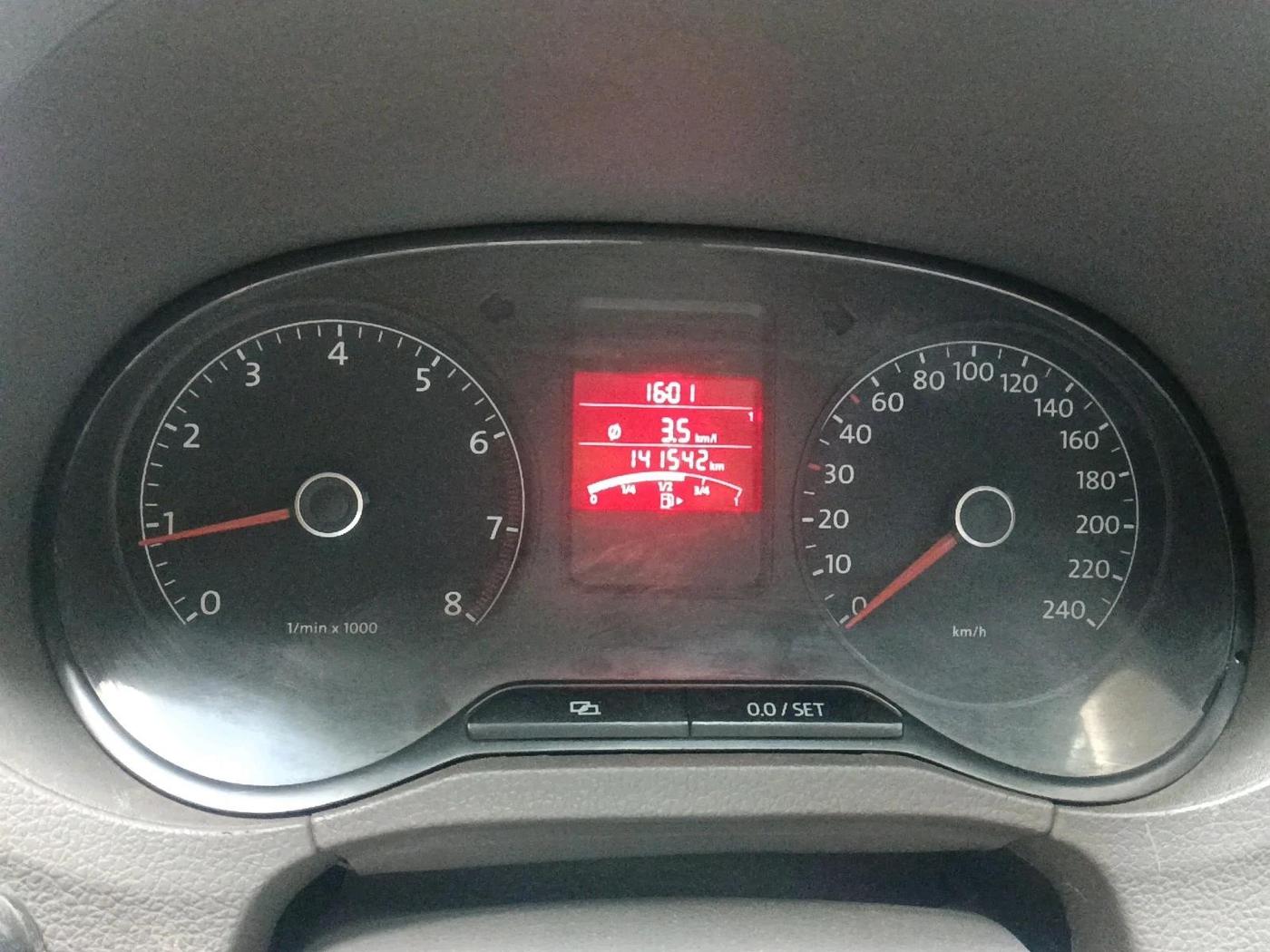 2011 Volkswagen Vento HIGHLINE 1.6 MPI, CNG, Manual, 1,41,540 km, interior