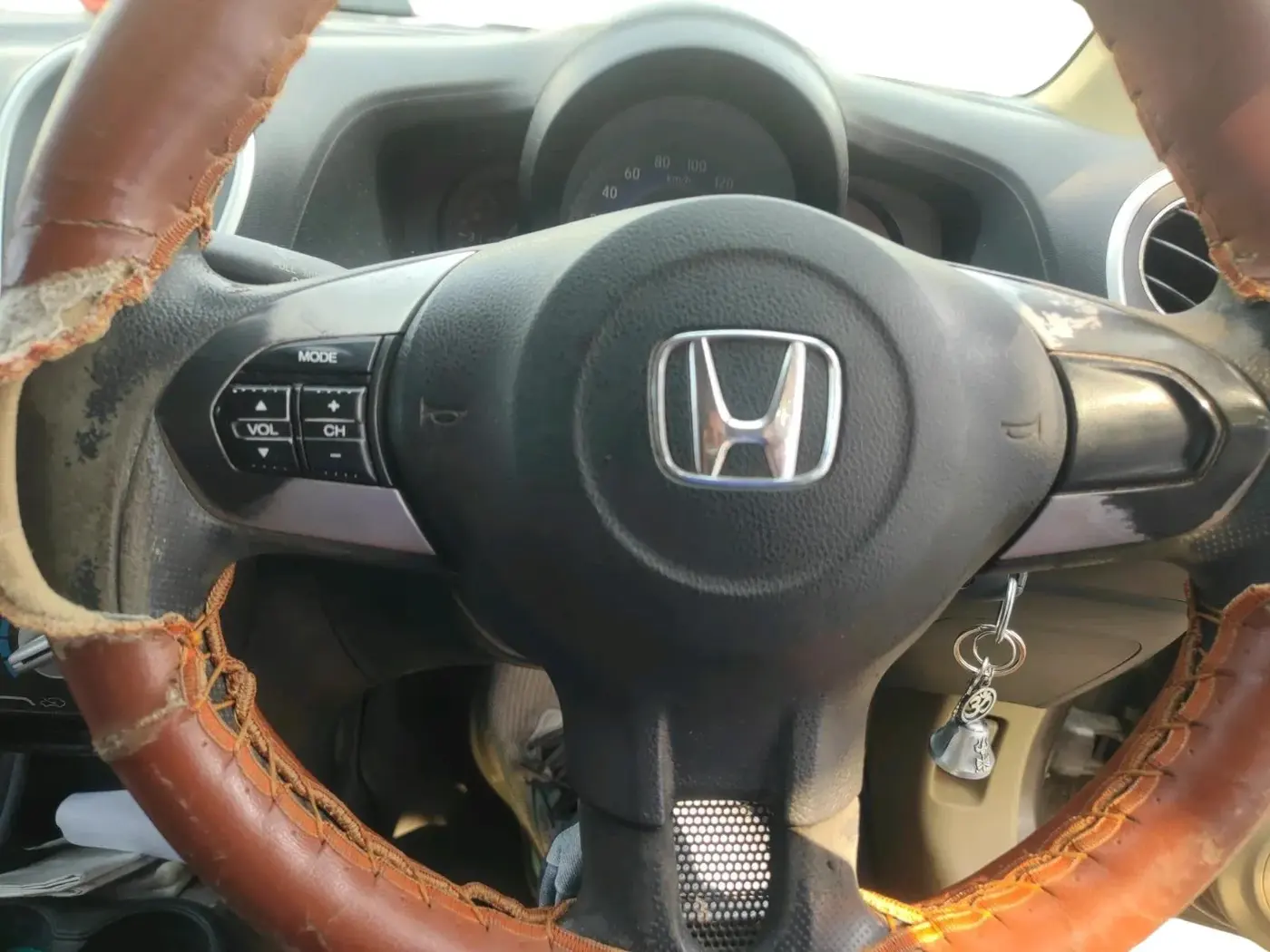 2014 Honda Mobilio 1.5L I-DTEC S, Diesel, Manual, 1,83,888 km, interior