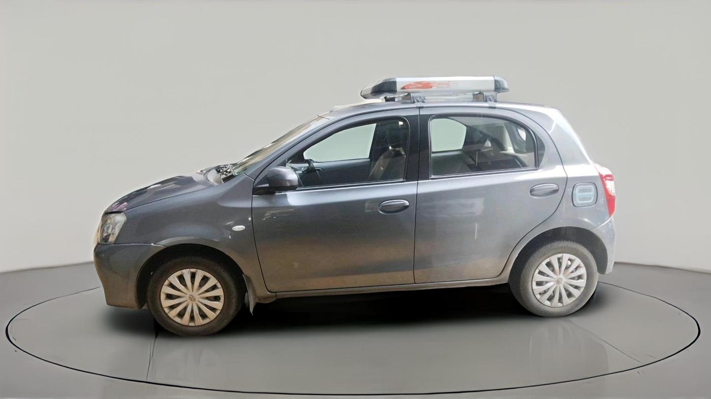 2013 Toyota Etios Liva G, Petrol, Manual, 55,113 km, exterior