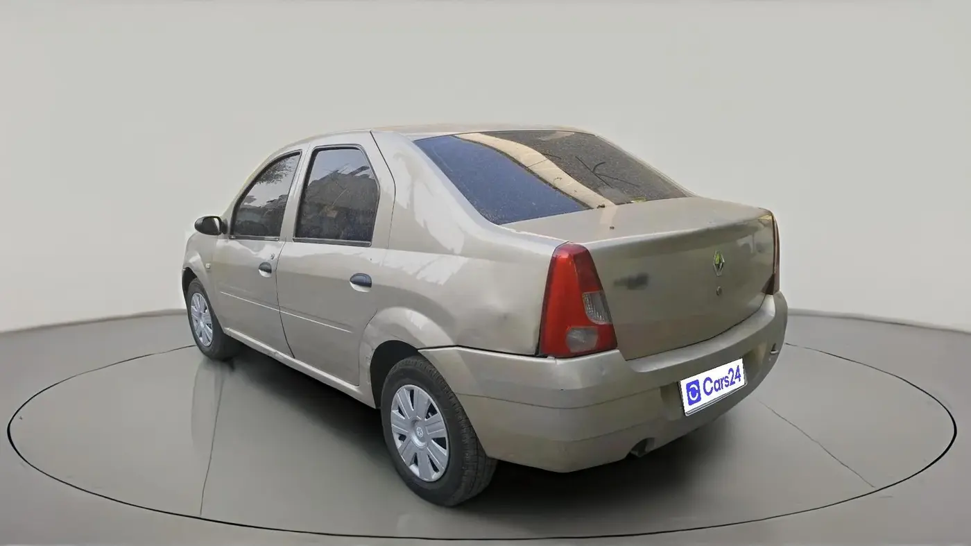 2007 Mahindra Renault Logan GLE 1.4, Petrol, Manual, 7,76,670 km, exterior