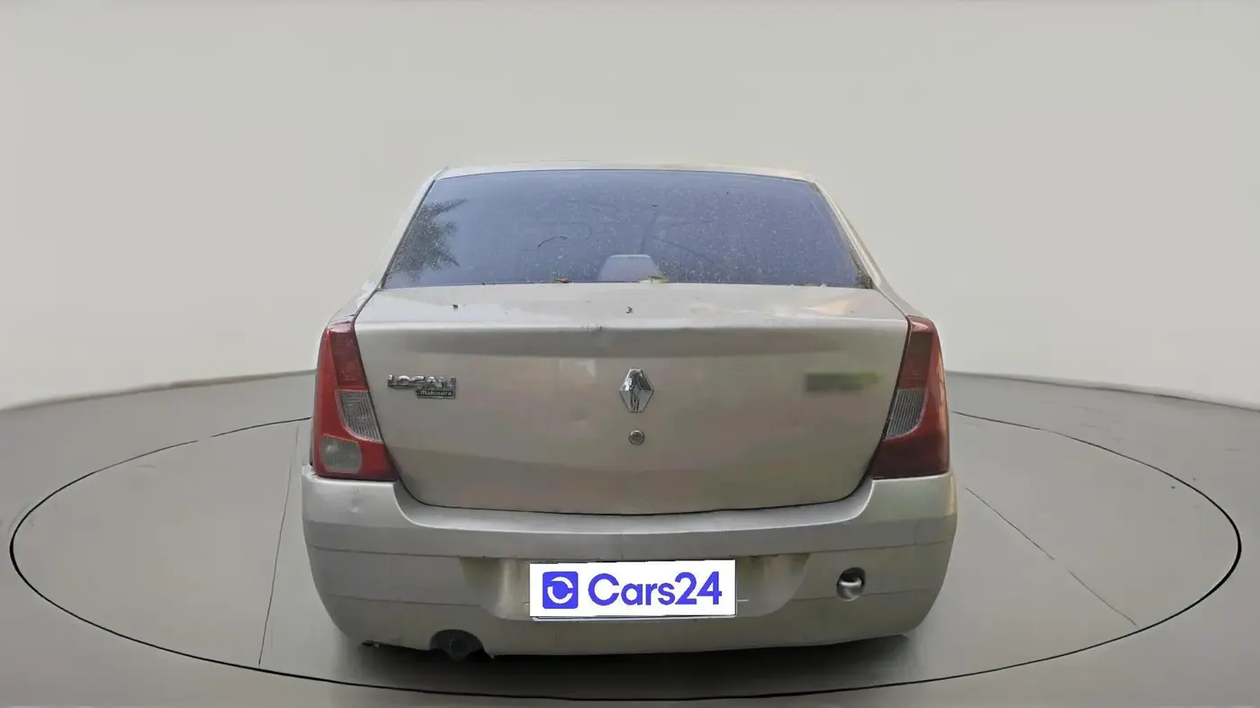2007 Mahindra Renault Logan GLE 1.4, Petrol, Manual, 7,76,670 km, exterior