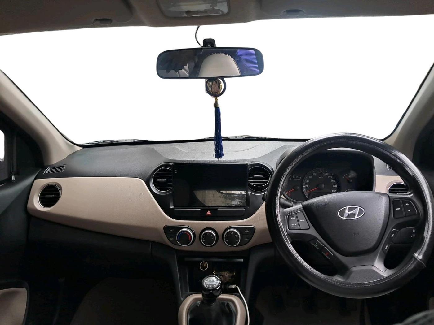 2014 Hyundai Xcent S 1.2, Petrol, Manual, 44,251 km, interior