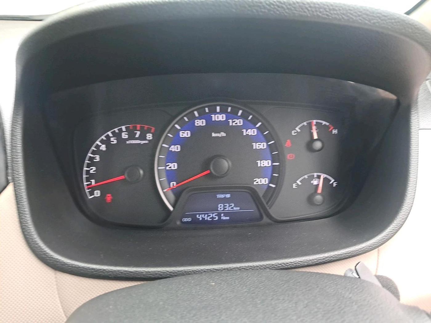 2014 Hyundai Xcent S 1.2, Petrol, Manual, 44,251 km, interior