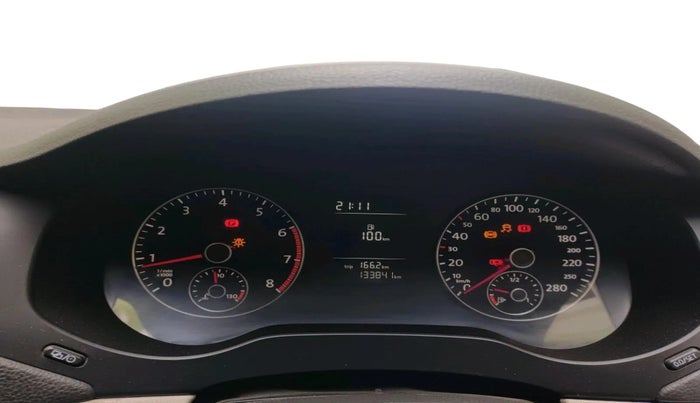 2013 Volkswagen Jetta TRENDLINE TSI, Petrol, Manual, 1,33,841 km, interior