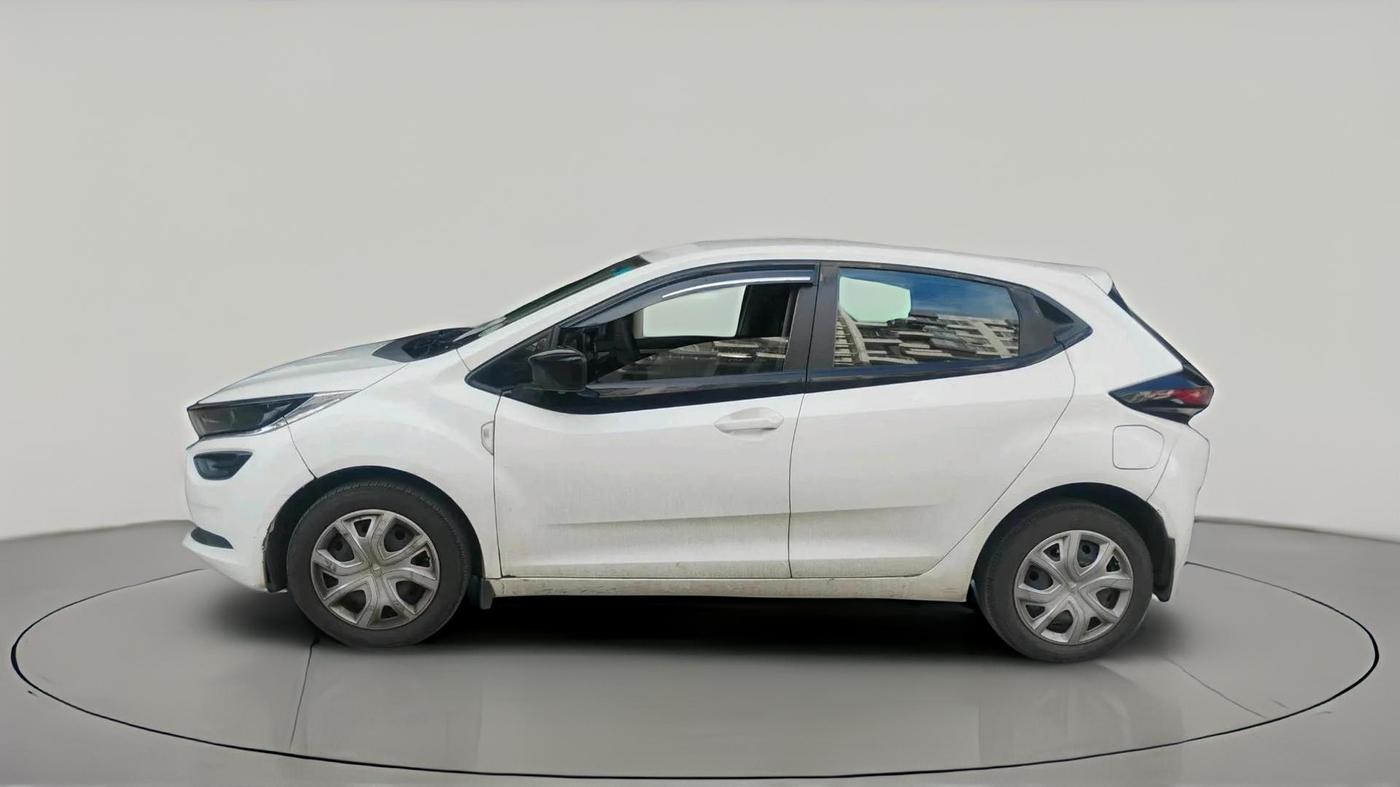 2022 Tata ALTROZ XM PLUS PETROL, Petrol, Manual, 45,490 km, exterior