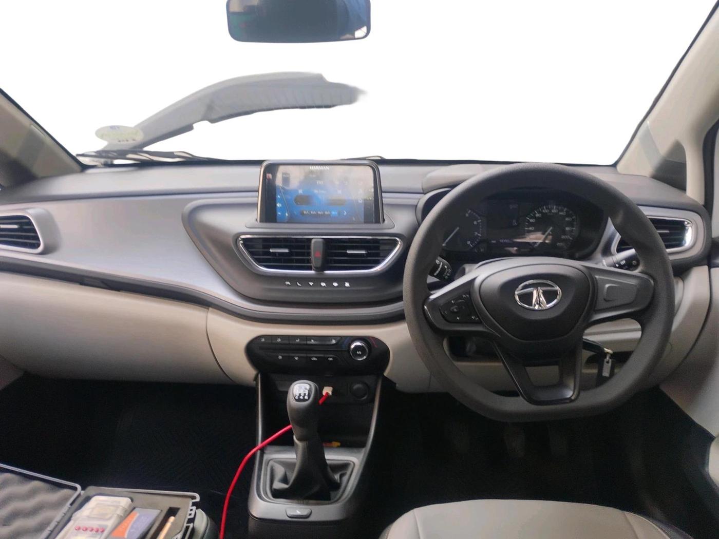2022 Tata ALTROZ XM PLUS PETROL, Petrol, Manual, 45,490 km, interior
