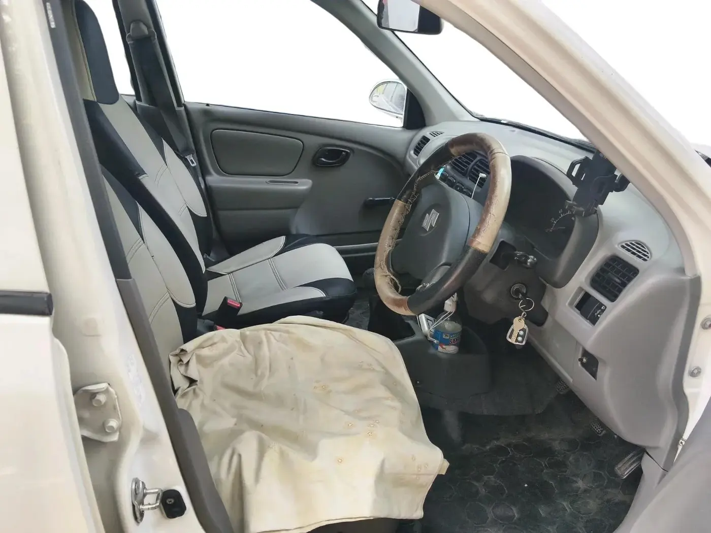 2011 Maruti Alto K10 LXI, Petrol, Manual, 58,847 km, interior