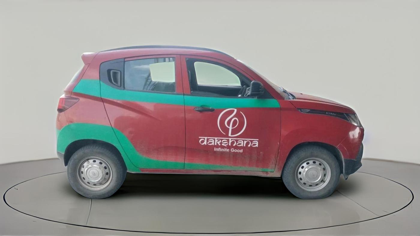 2017 Mahindra Kuv100 K2 D 6 STR, Diesel, Manual, 2,17,208 km, exterior