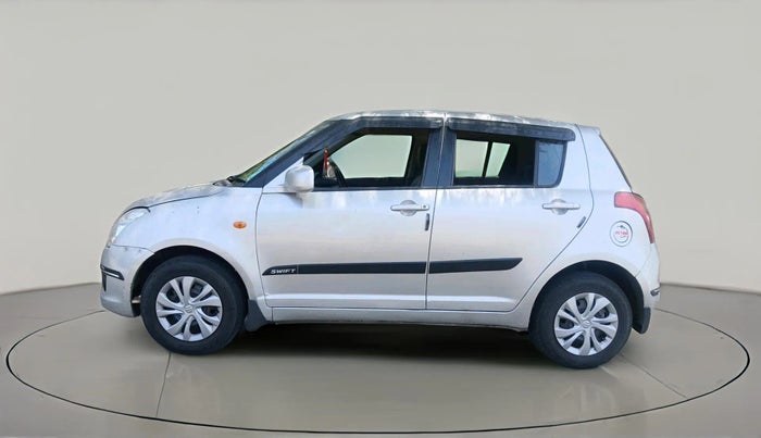 2010 Maruti Swift VXI, CNG, Manual, 1,01,879 km, exterior