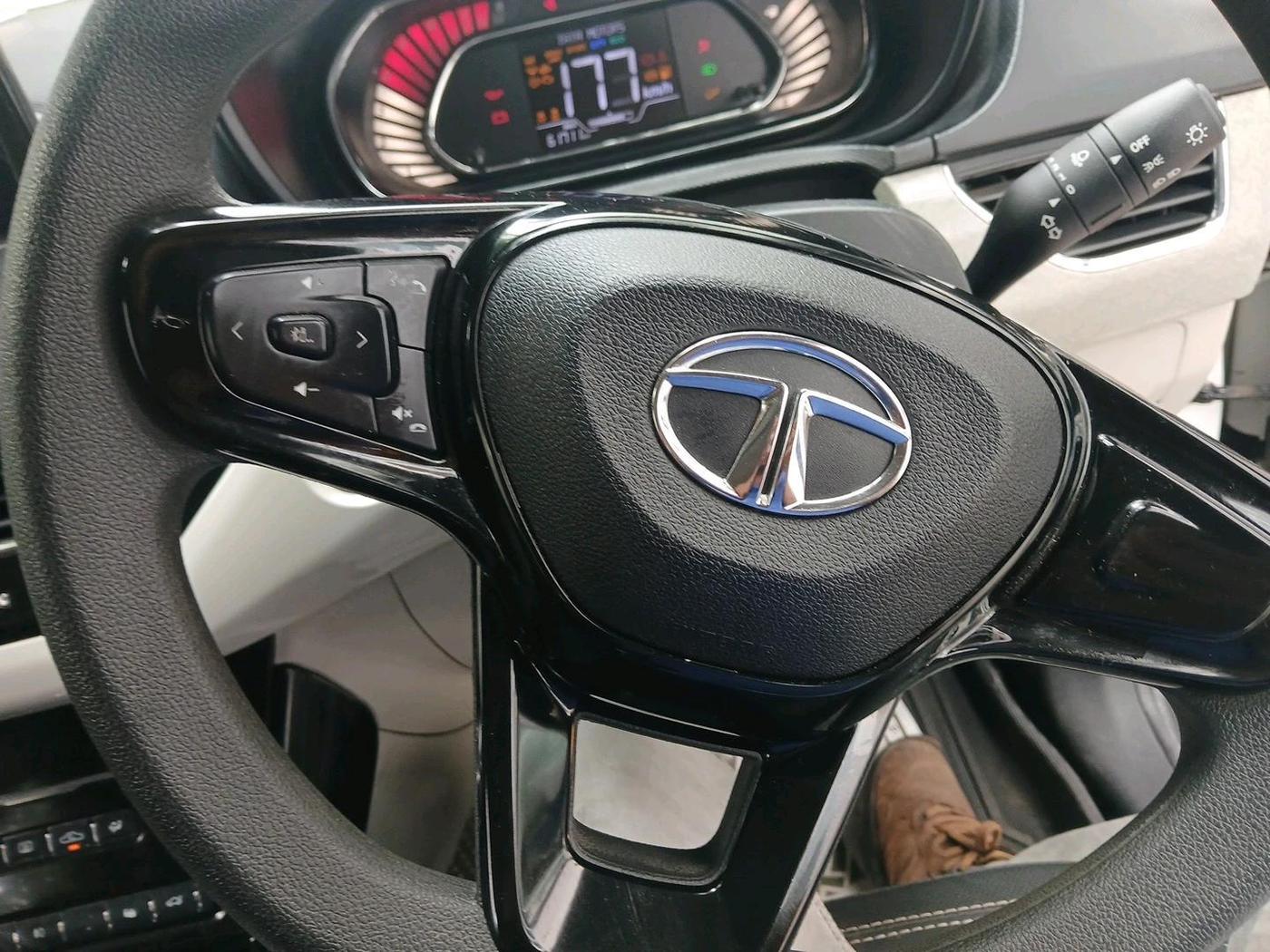 2023 Tata NEXON XZ PLUS DIESEL, Diesel, Manual, 61,711 km, interior
