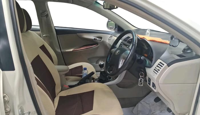 2013 Toyota Corolla Altis G PETROL, Petrol, Manual, 57,261 km, interior