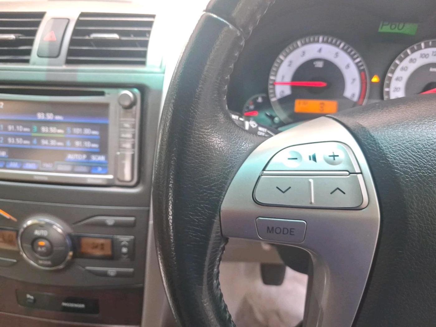 2013 Toyota Corolla Altis G PETROL, Petrol, Manual, 57,261 km, interior