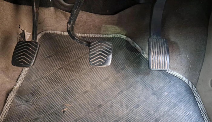 2013 Chevrolet Enjoy 1.3 LS 8 STR, Diesel, Manual, 1,77,572 km, interior