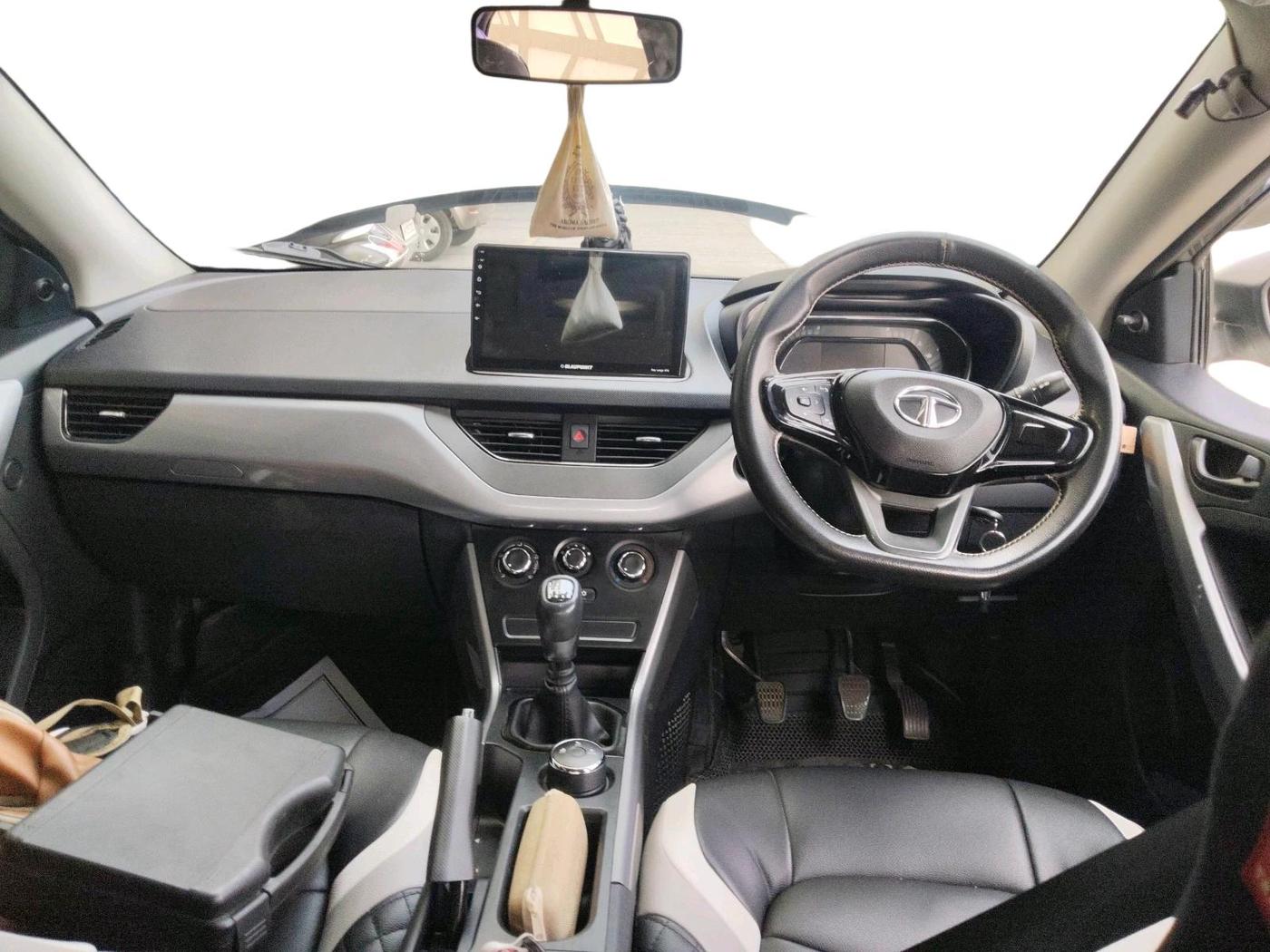 2021 Tata NEXON XE PETROL, Petrol, Manual, 36,466 km, interior