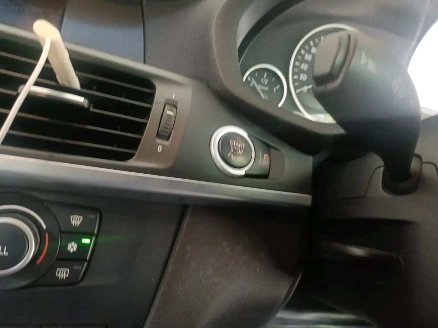 2013 BMW X3 XDRIVE 20D, Diesel, Automatic, 95,559 km, interior