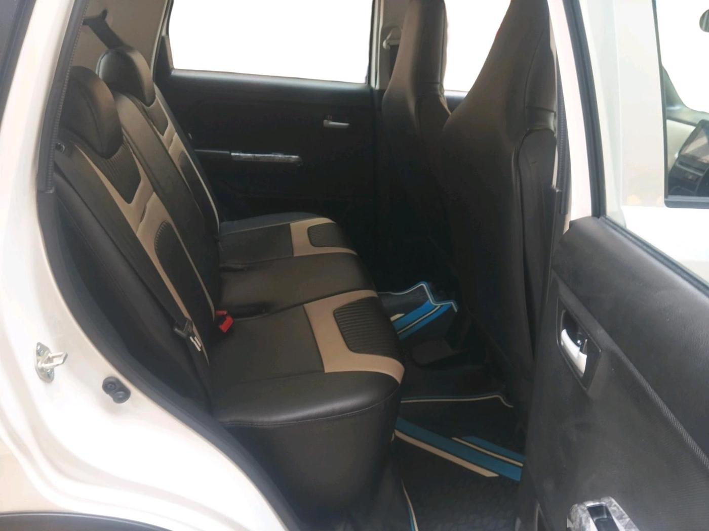 2025 Maruti New Wagon-R VXI 1.0 AMT, Petrol, Automatic, 8,496 km, interior