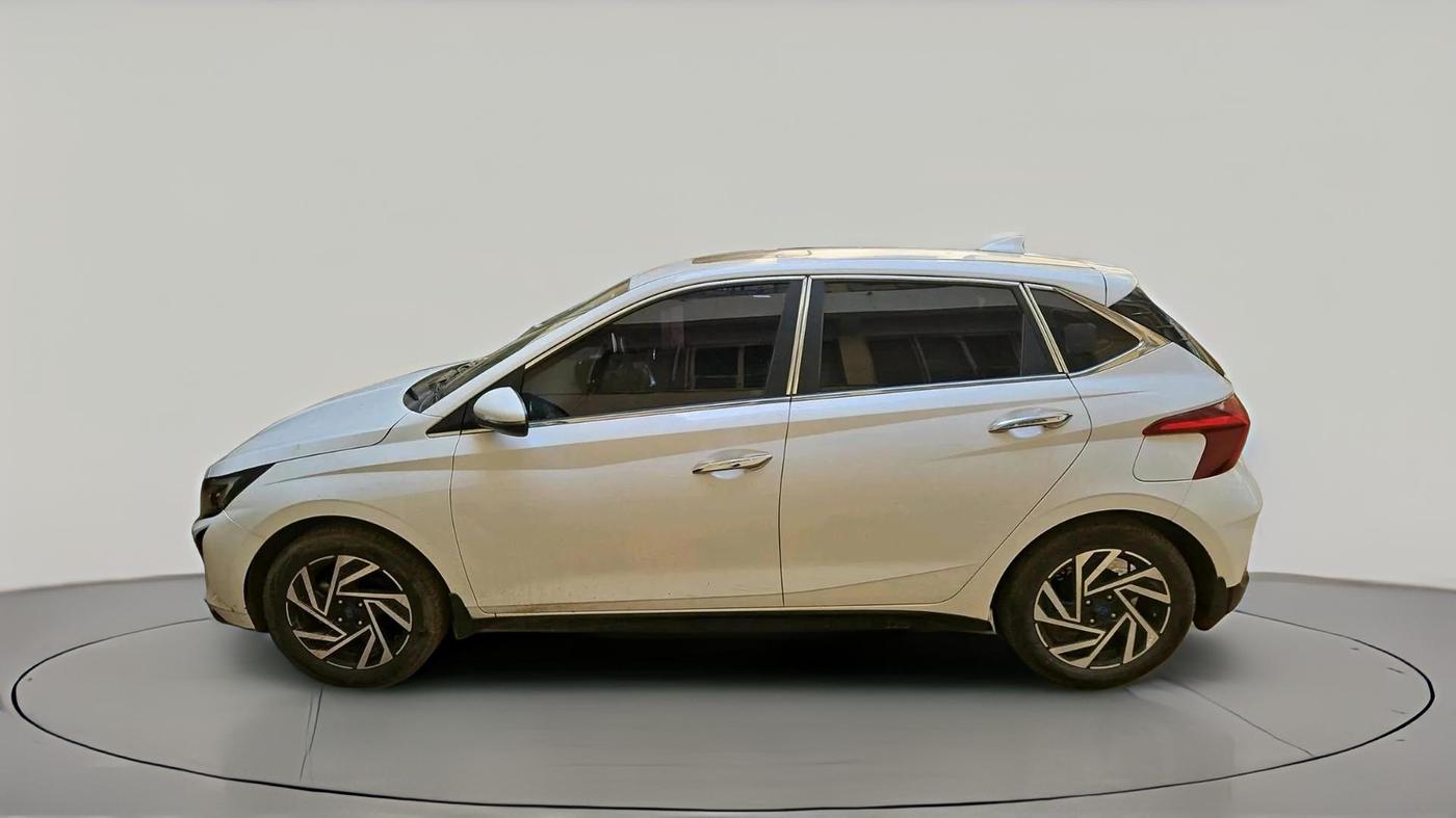2024 Hyundai NEW I20 ASTA (O) 1.2 IVT, Petrol, Automatic, 19,942 km, exterior