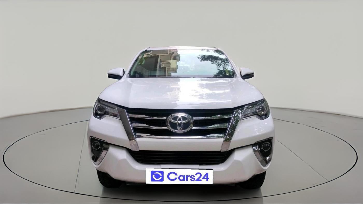 2018 Toyota Fortuner 2.8 4X2 MT, Diesel, Manual, 1,17,531 km, exterior