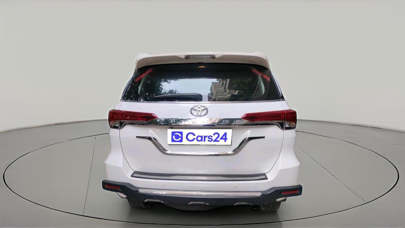 2018 Toyota Fortuner 2.8 4X2 MT, Diesel, Manual, 1,17,531 km, exterior