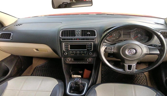 2013 Volkswagen Polo HIGHLINE DIESEL, Diesel, Manual, 1,64,987 km, interior