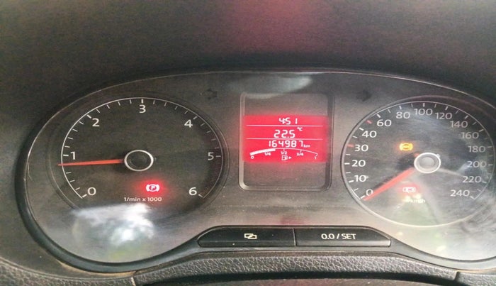 2013 Volkswagen Polo HIGHLINE DIESEL, Diesel, Manual, 1,64,987 km, interior