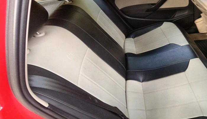 2013 Volkswagen Polo HIGHLINE DIESEL, Diesel, Manual, 1,64,987 km, interior