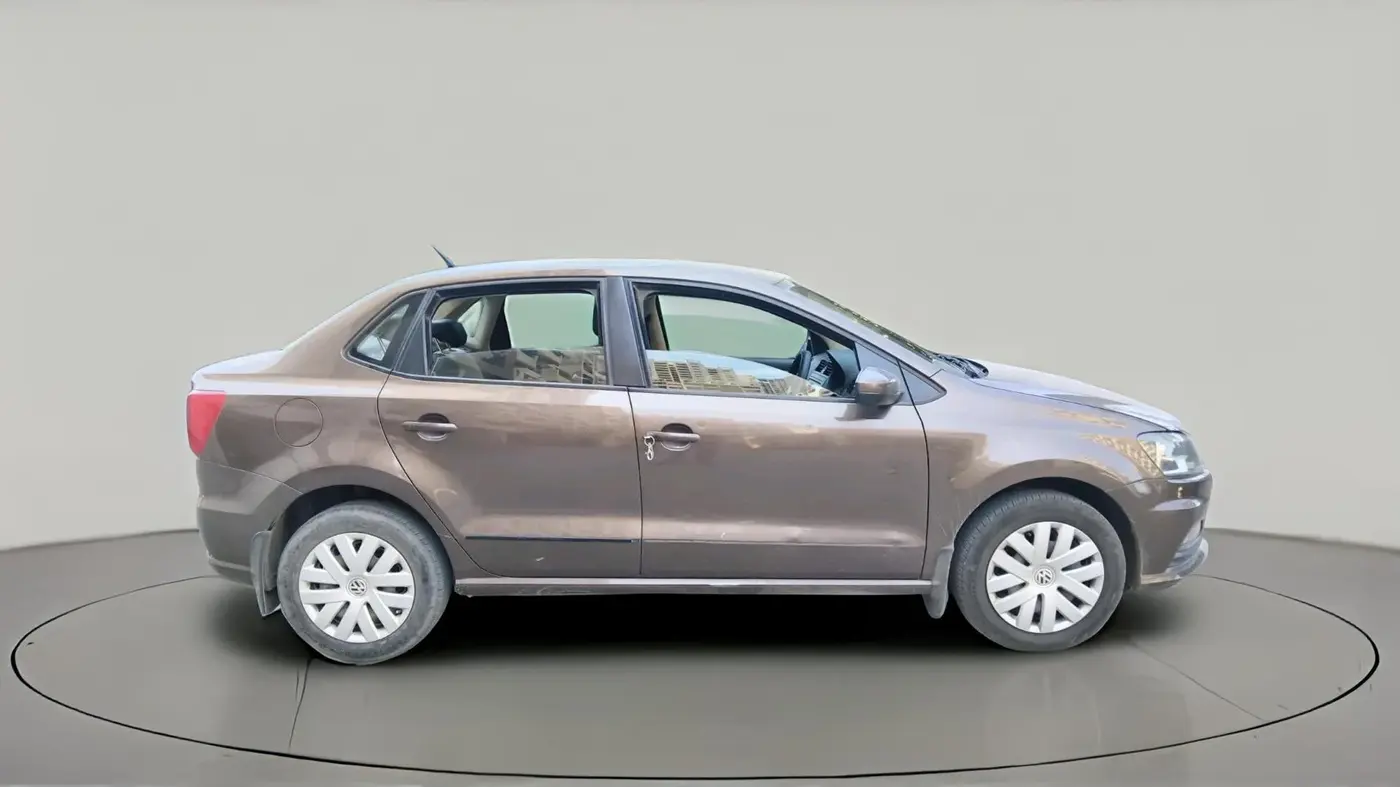 2016 Volkswagen Ameo COMFORTLINE 1.2L, Petrol, Manual, 61,196 km, exterior